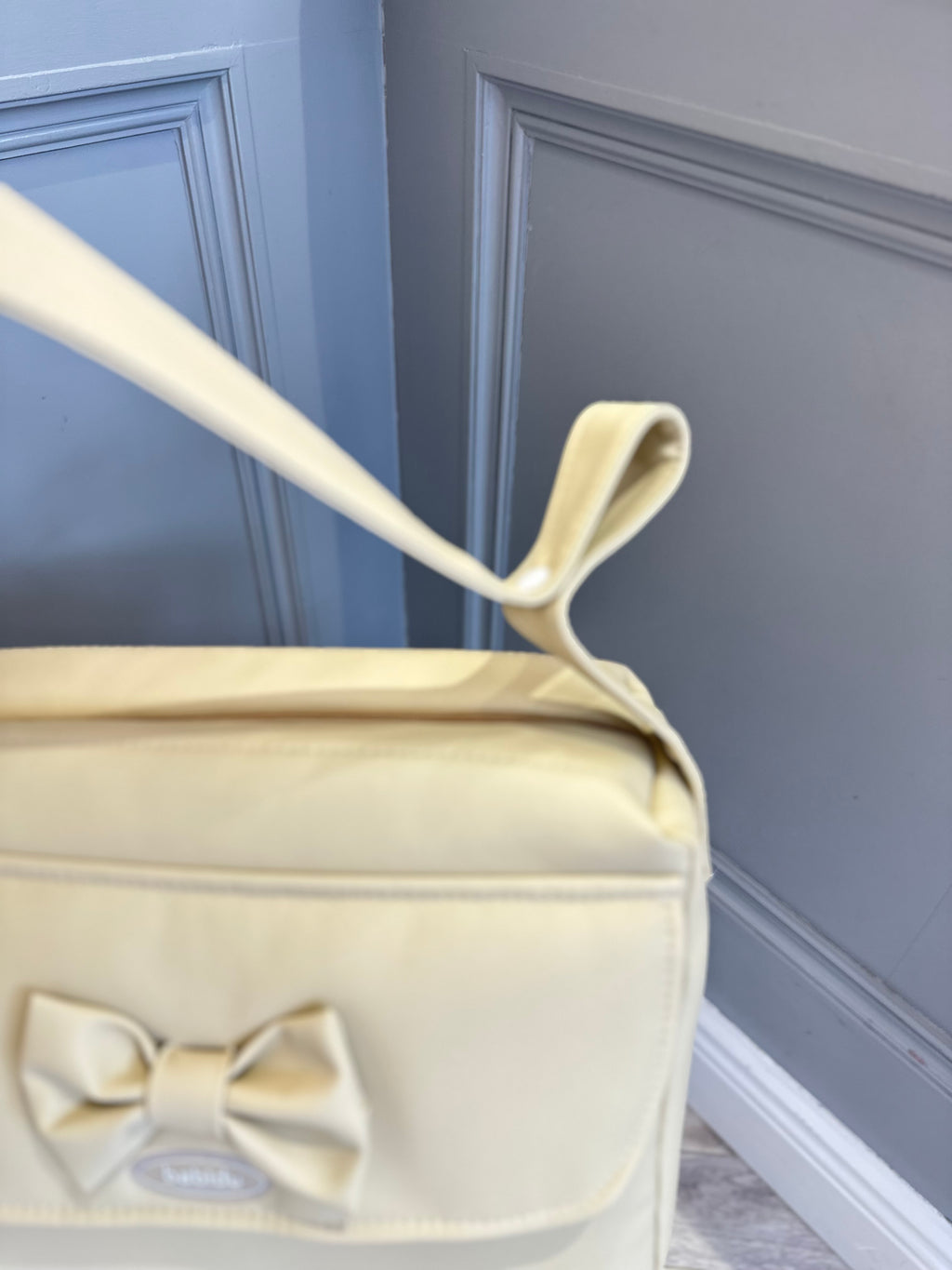 Beige Babidu bag with bow