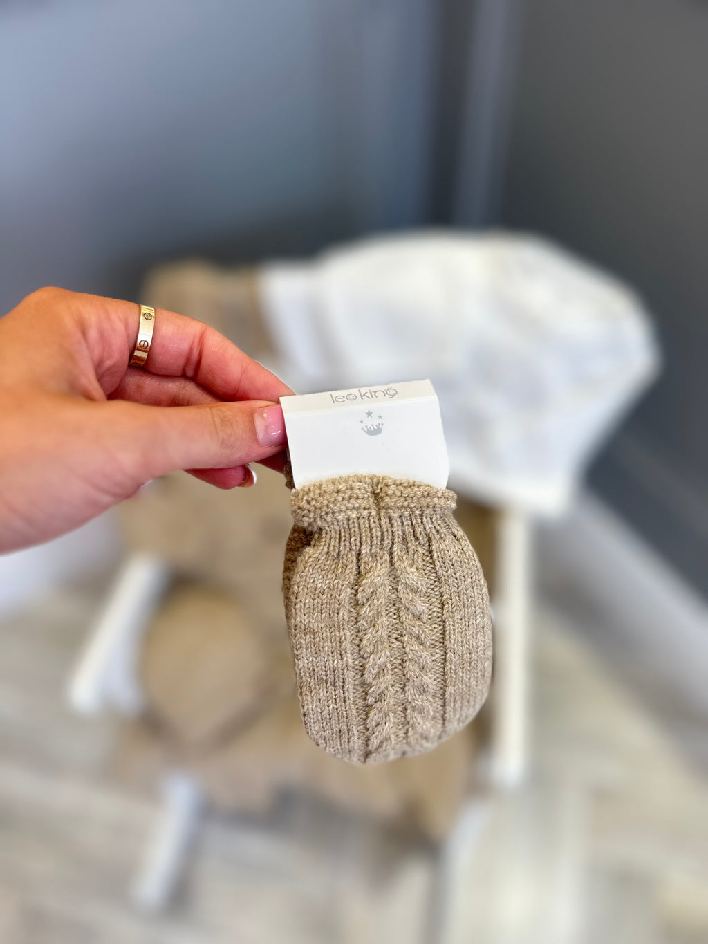Leo King beige knit set