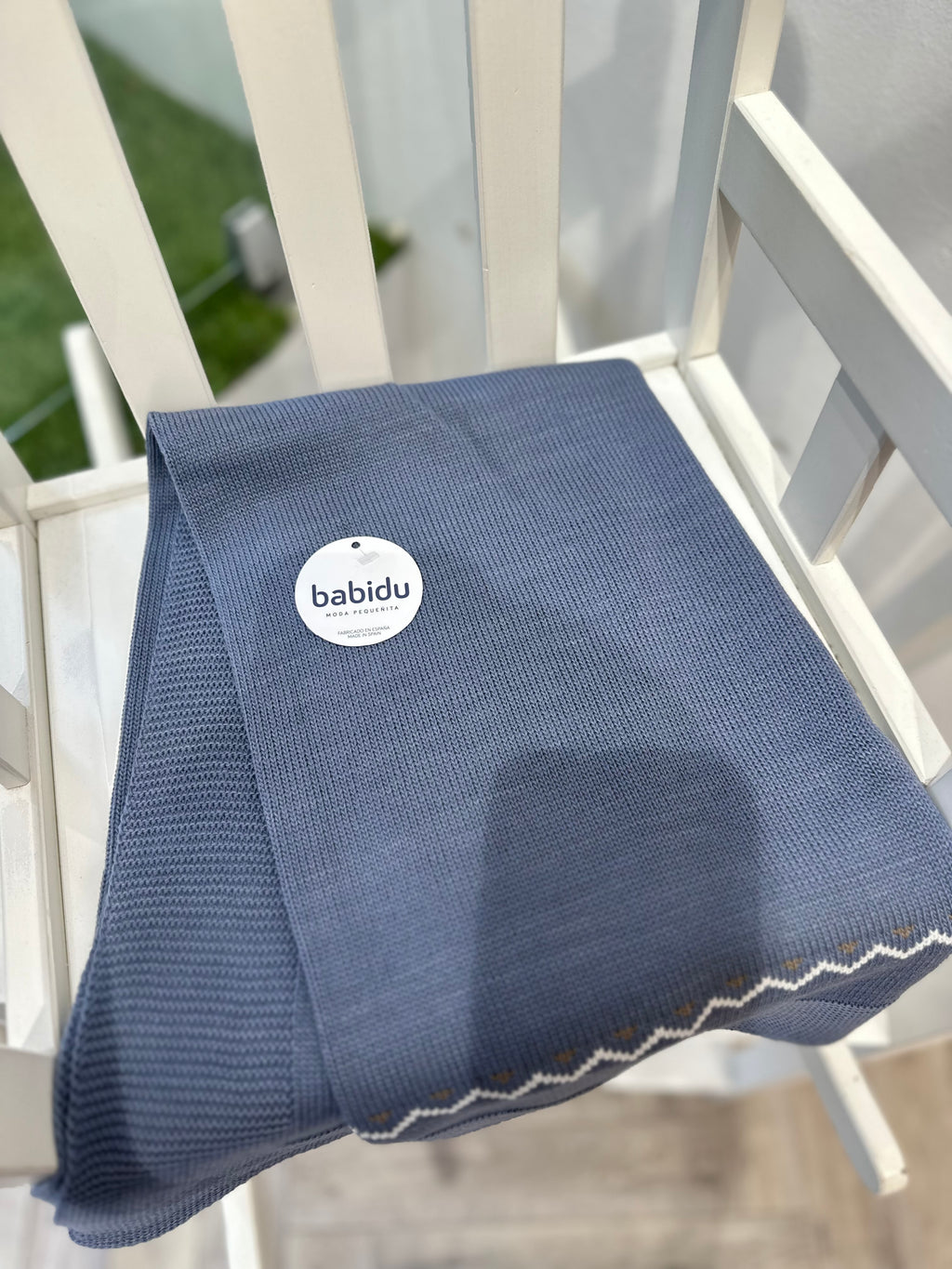 Babidu dark blue knit blanket