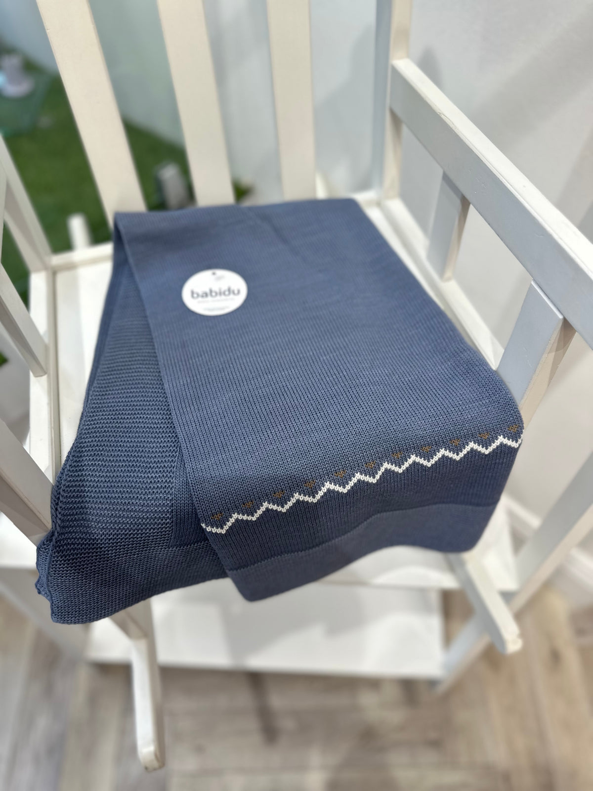 Babidu dark blue knit blanket