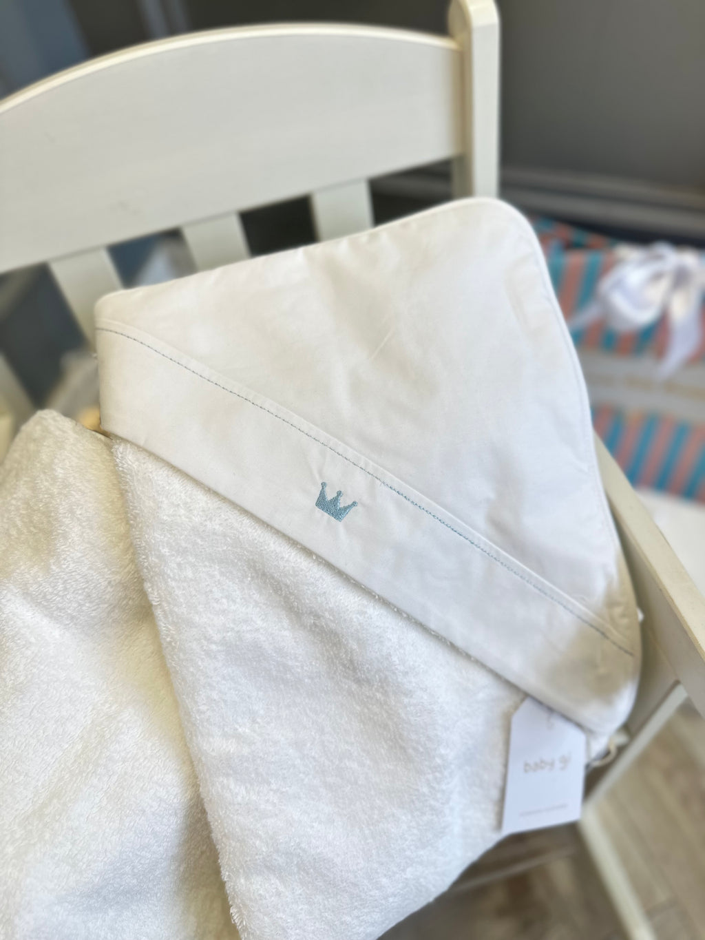Baby Gi towel with blue crown