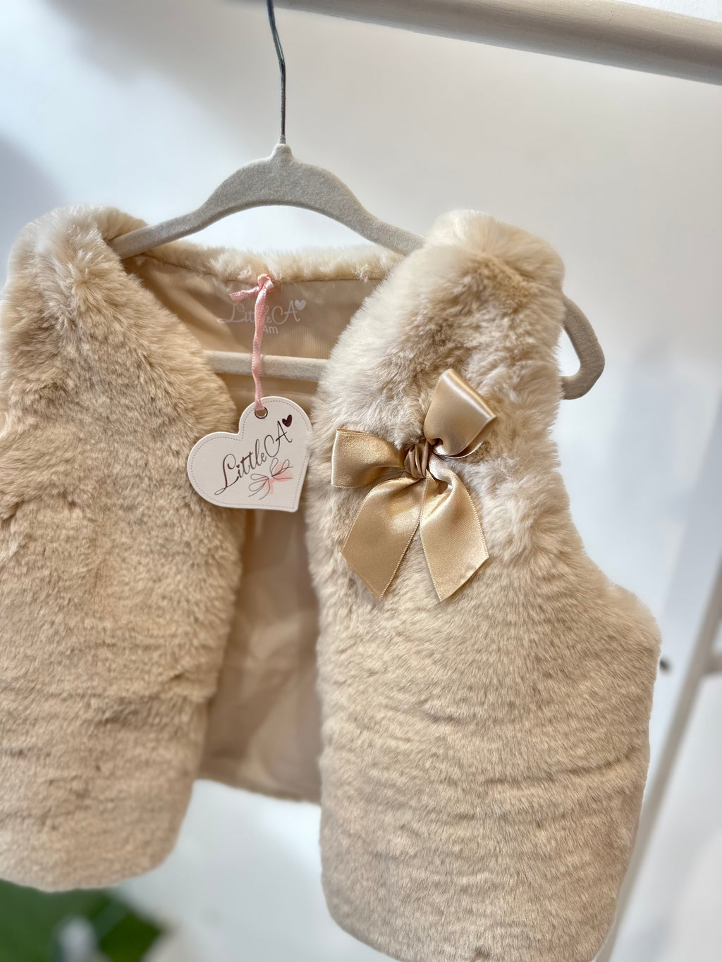 Adee LittleA Dani gilet