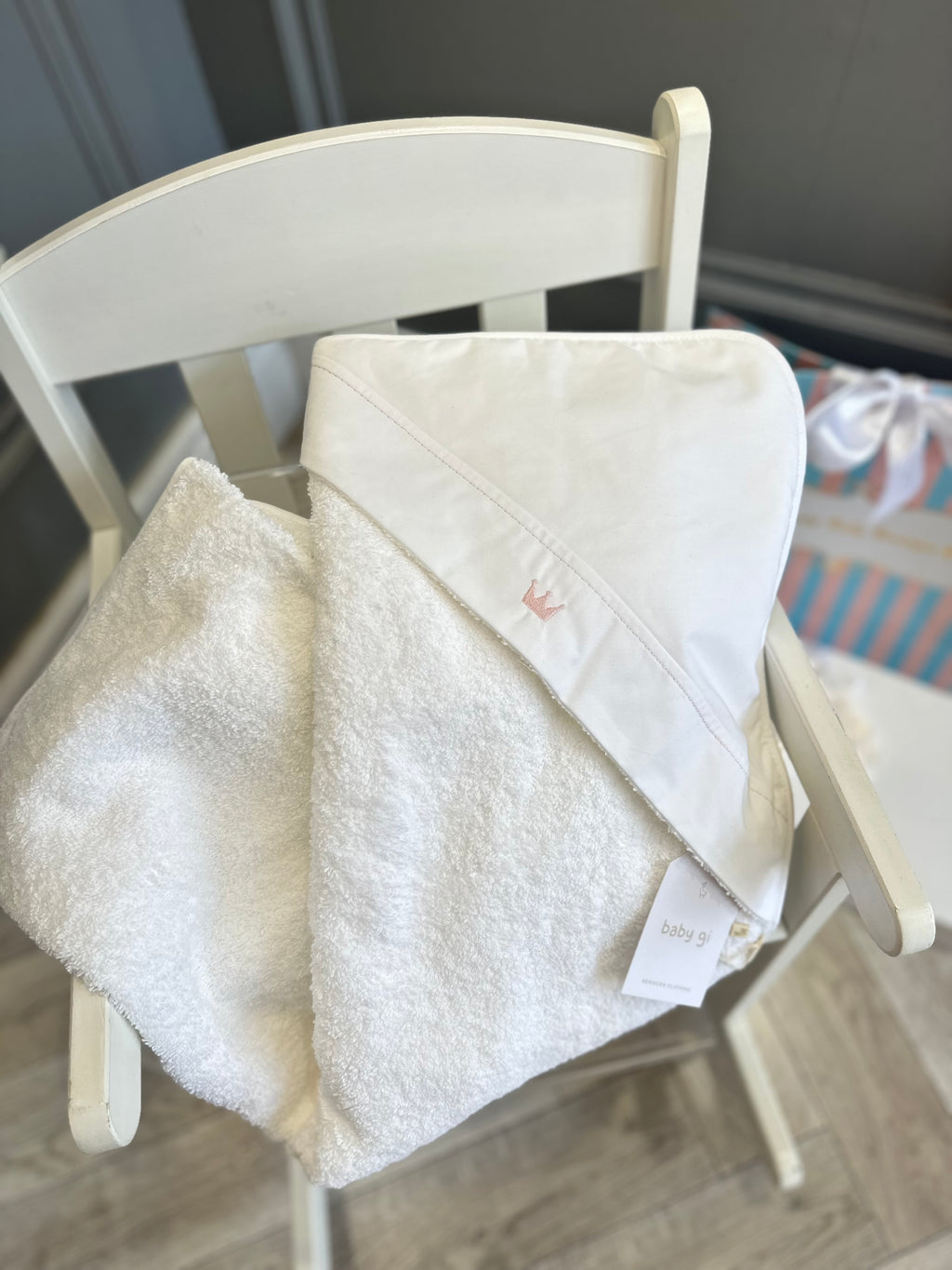 Baby Gi pink crown towel