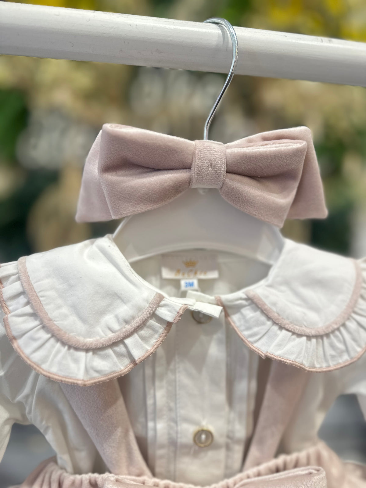 Be Chic pink bow