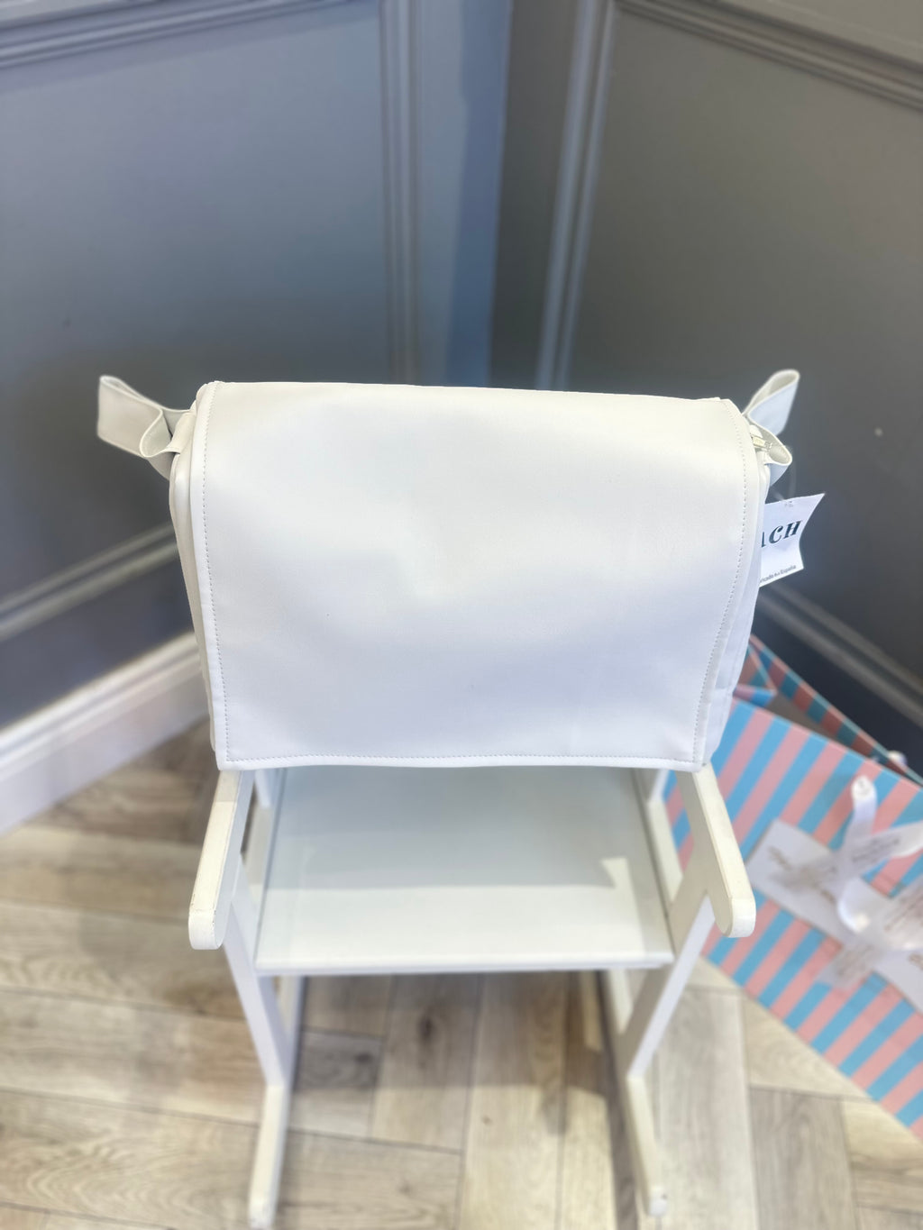White Spanish changing bag