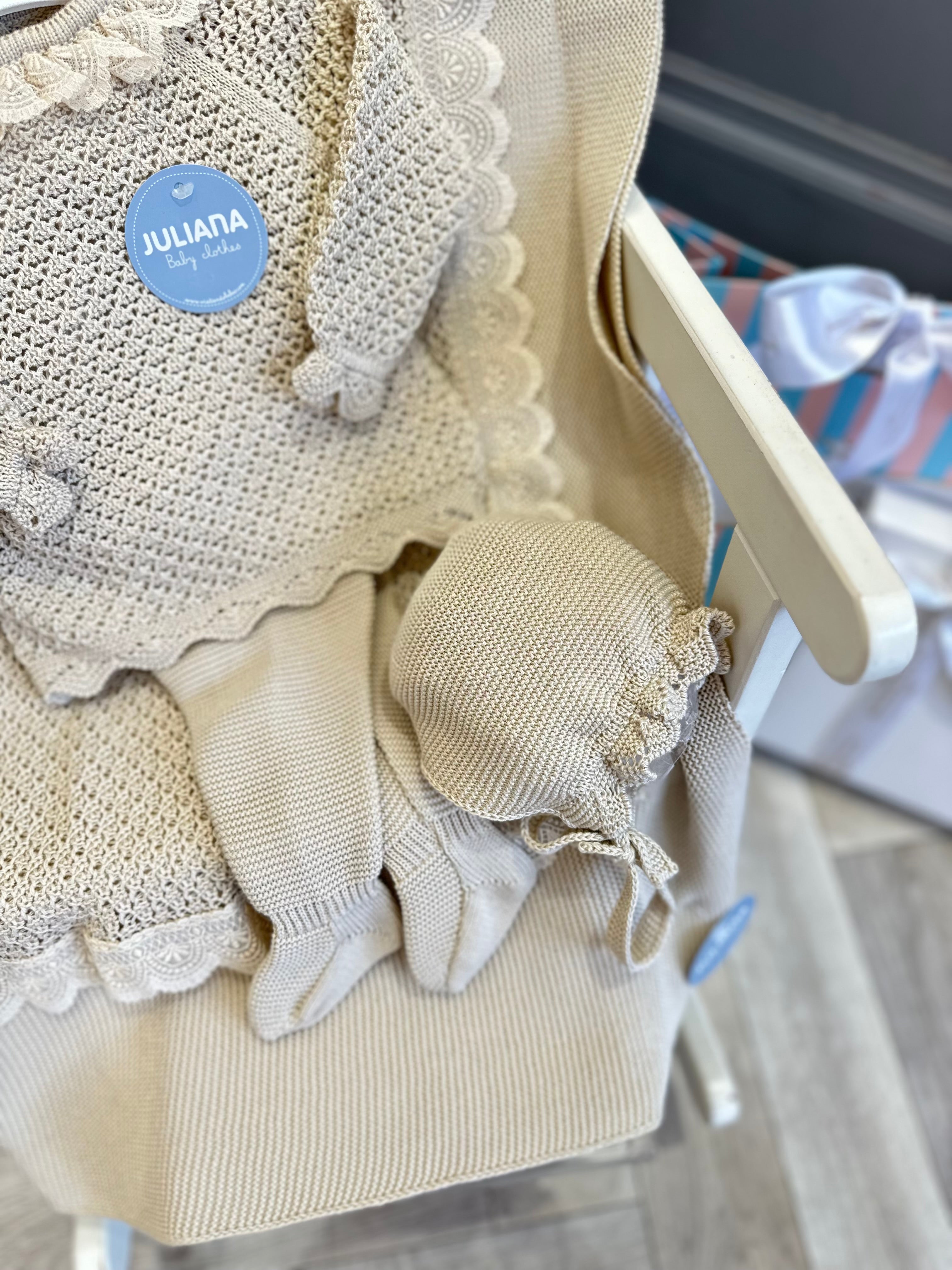 Juliana beige knitted set