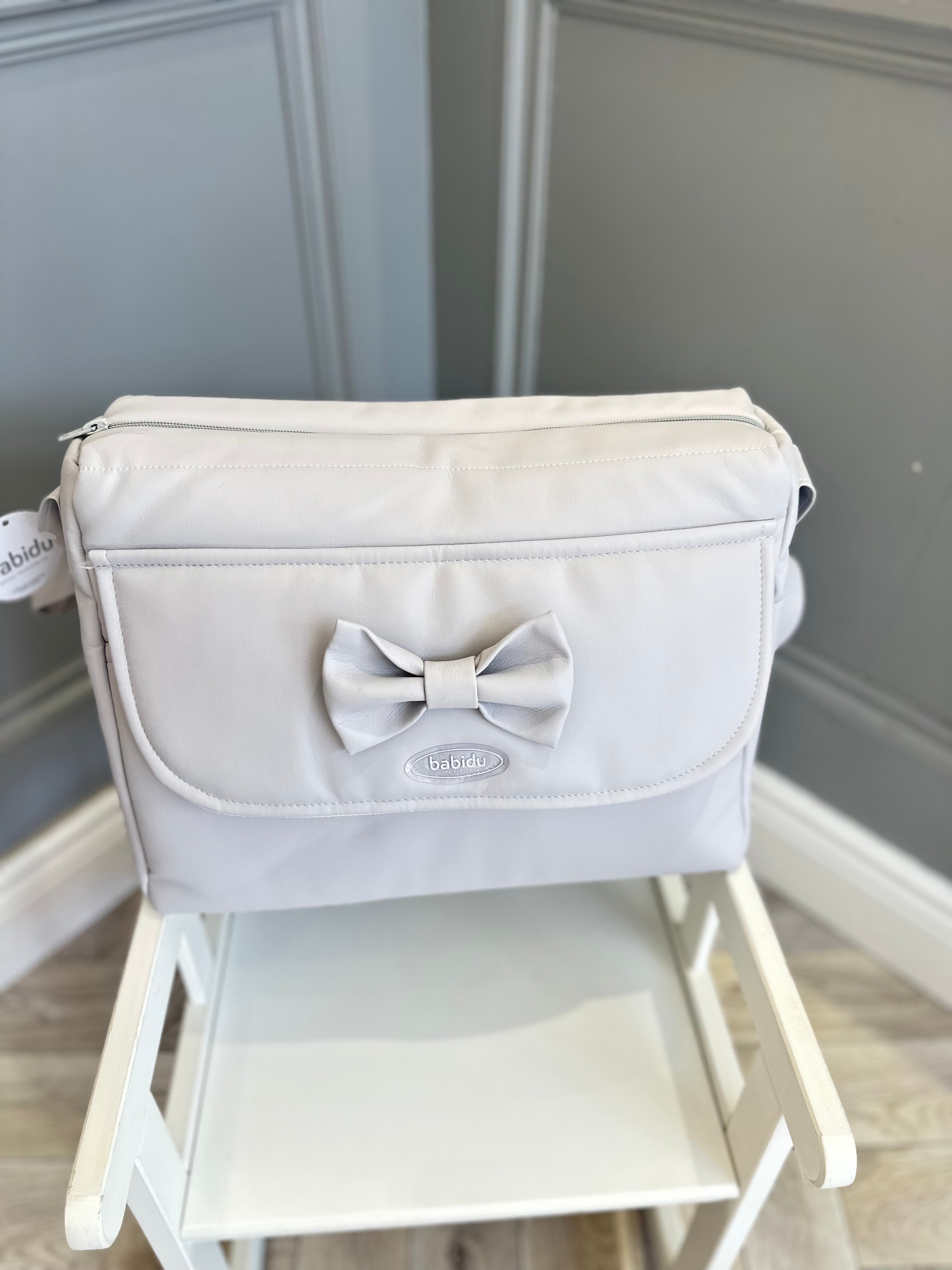 Grey Babidu bag with bow