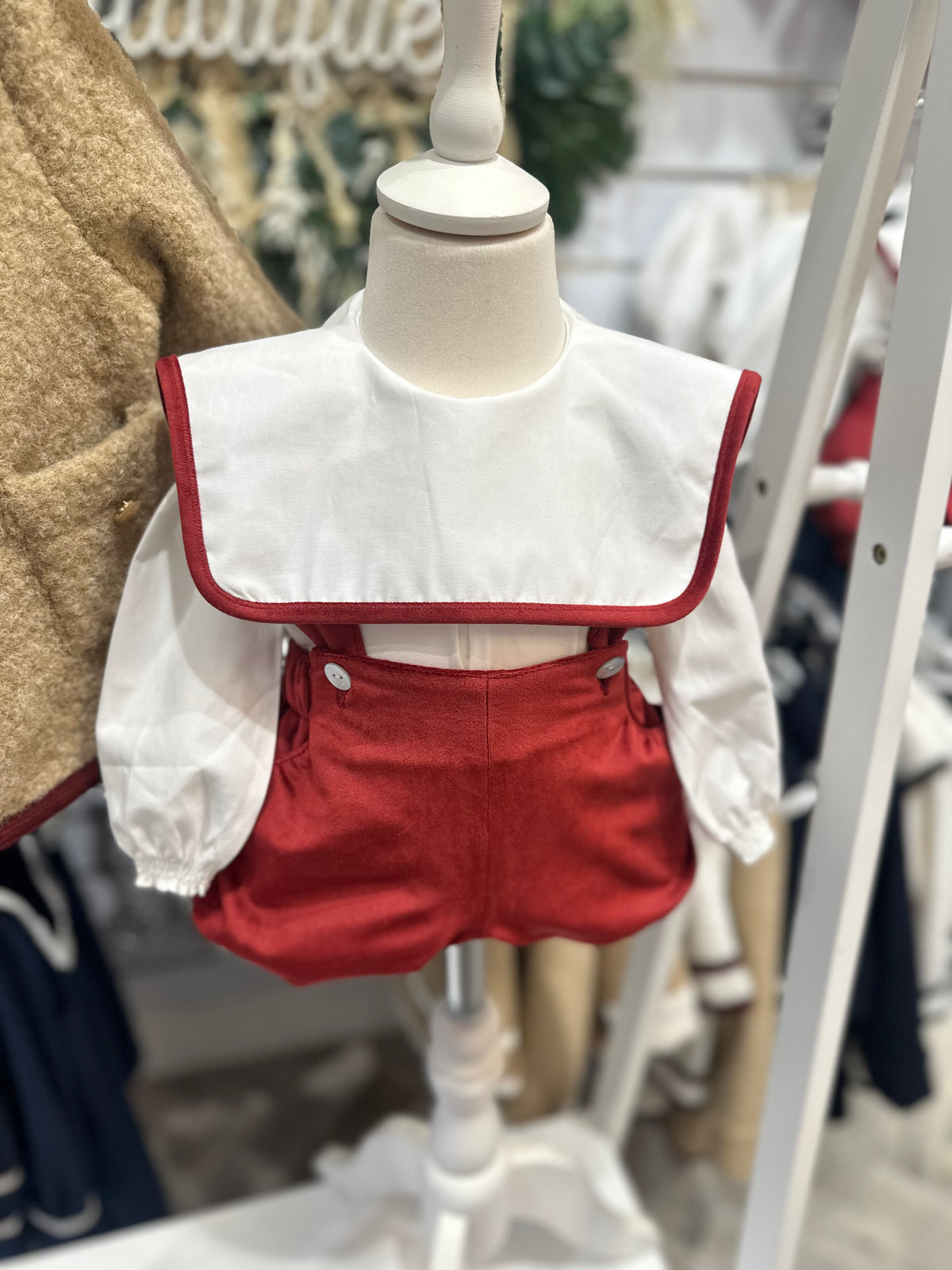 Be Chic red velour outfit