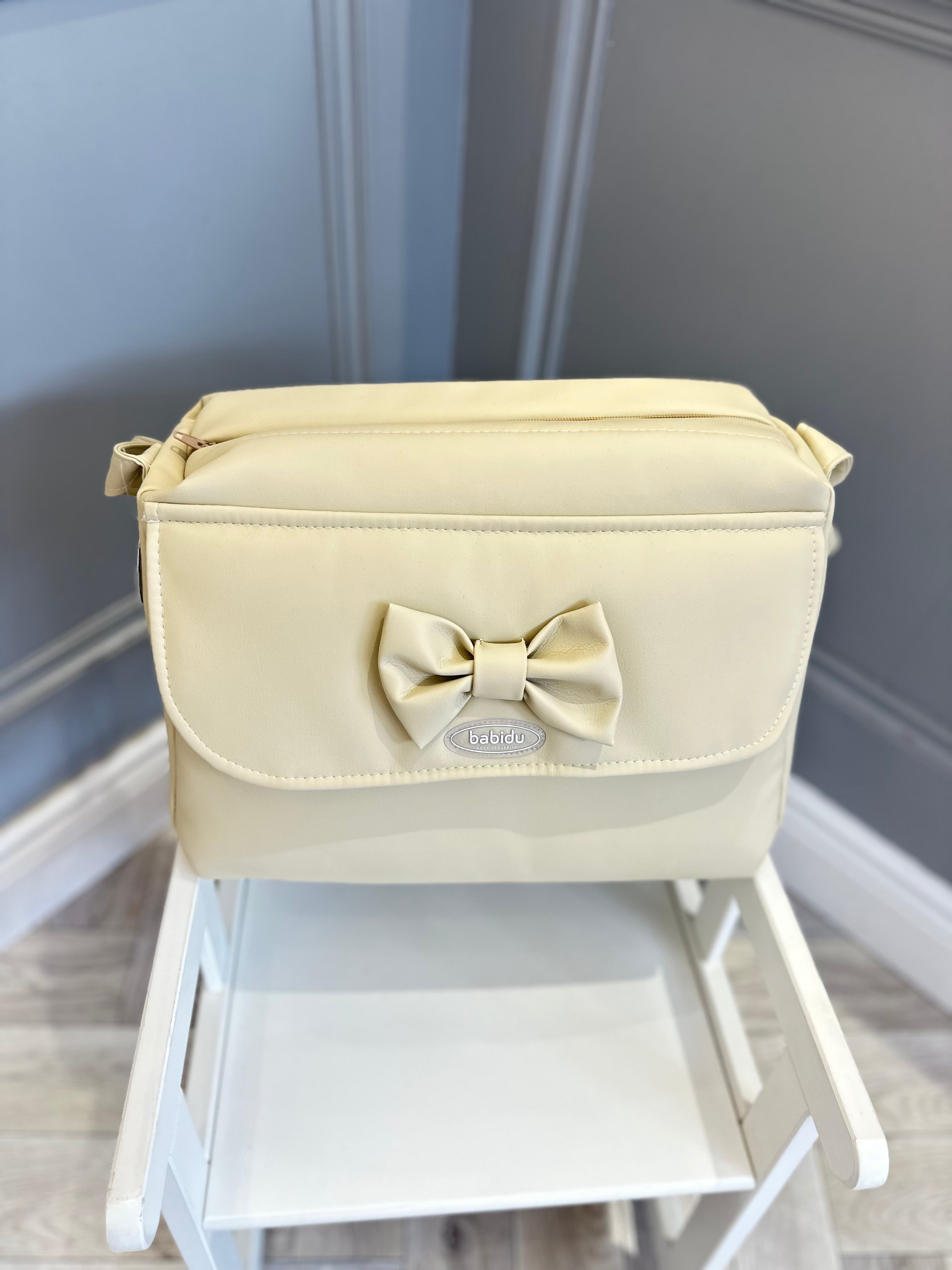 Beige Babidu bag with bow