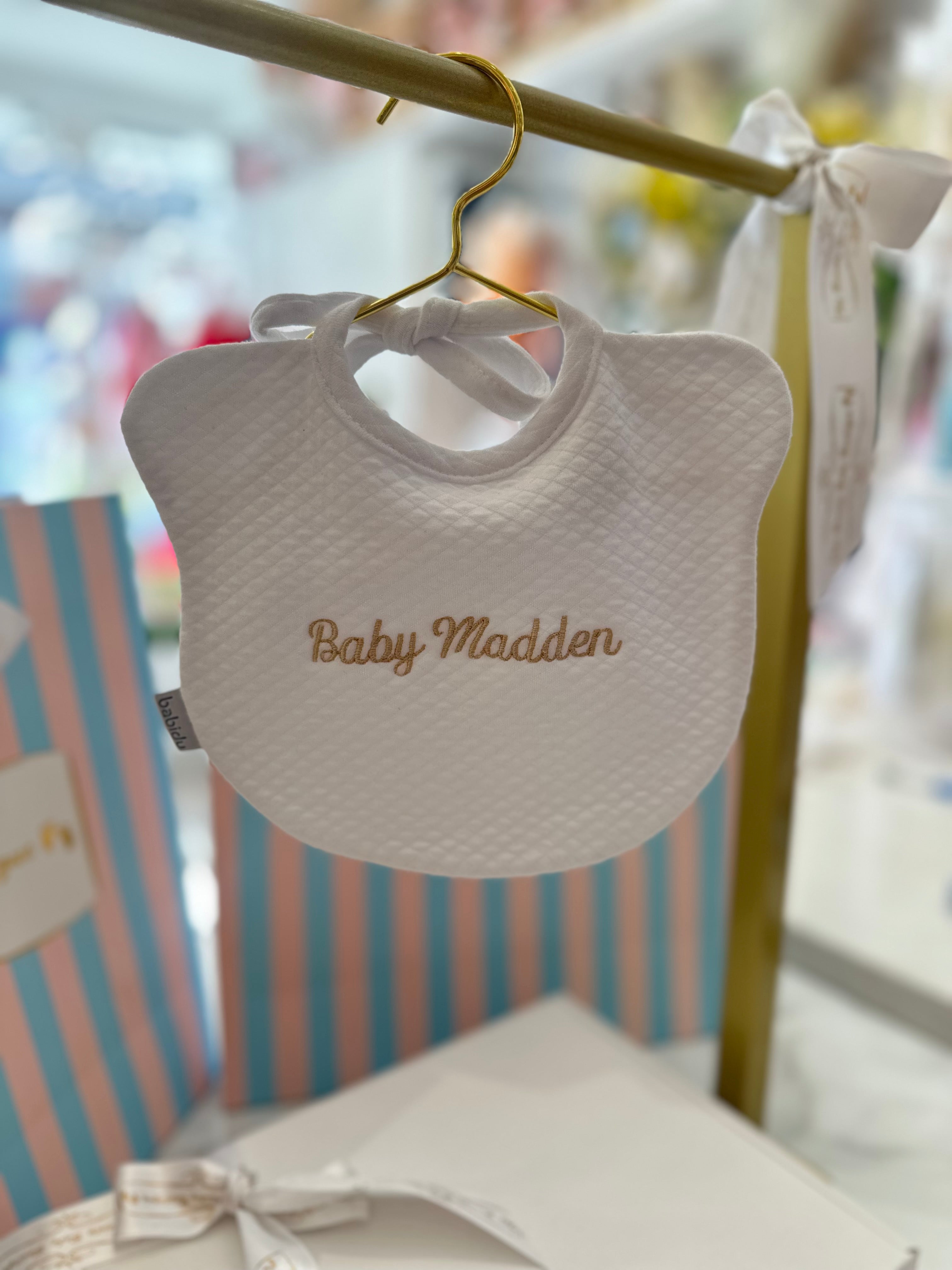 Babidu white embroidered bib