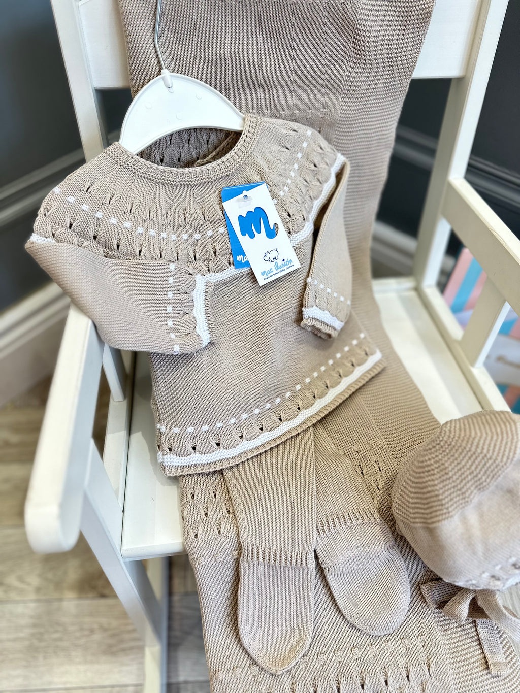 Beige Mac ilusion knit set